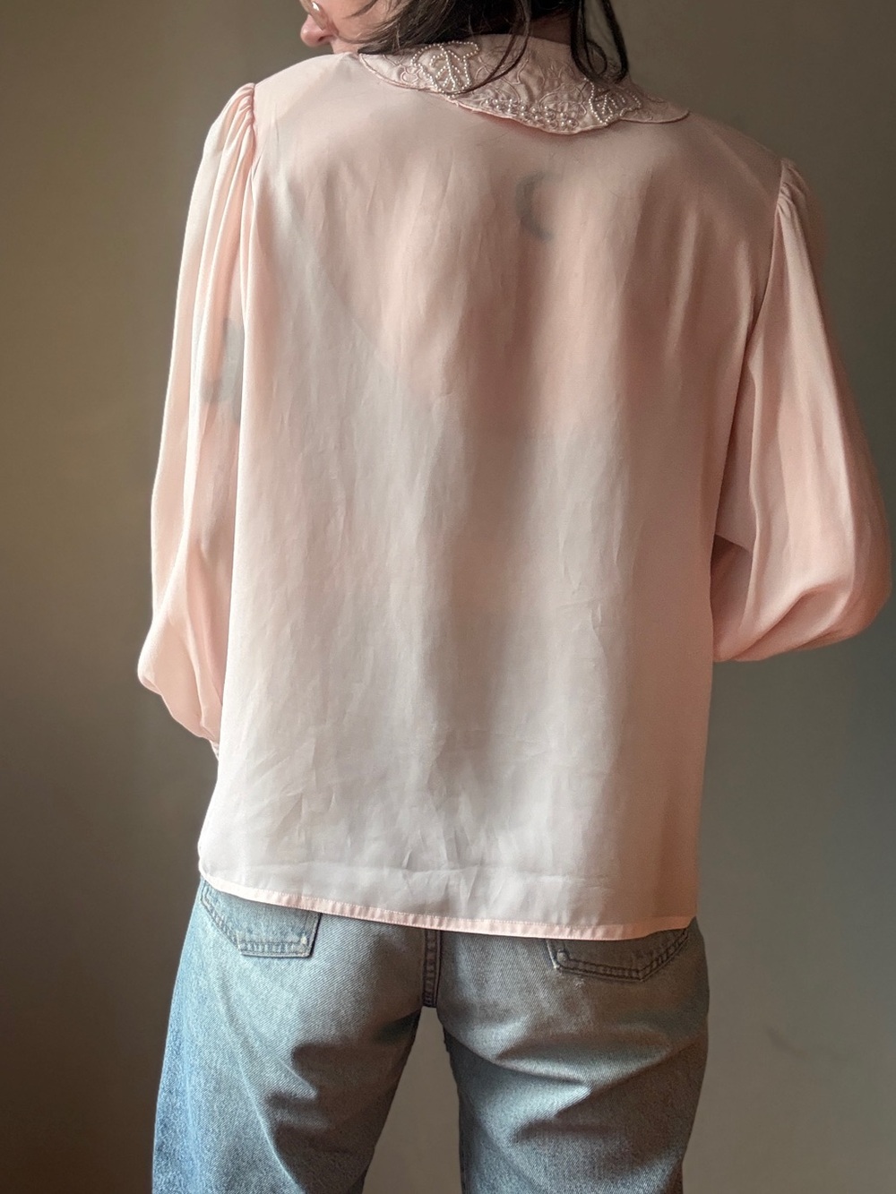 Vintage 80s Pink Pleated Secretary Blouse | Beaded Lace Collar Puff Sleeve | XL - Picture 3 of 10